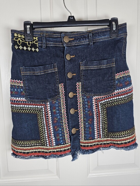 Desigual Dresses & Skirts - Desigual denim skirt intricate colorful embroidery Size 30
